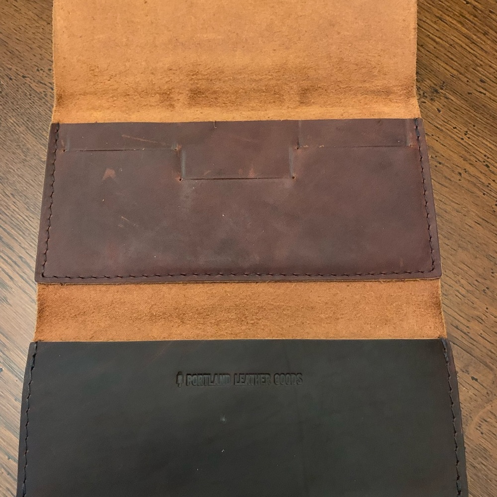 Brown Leather Wallet with Button Closure - Picture 3 of 3